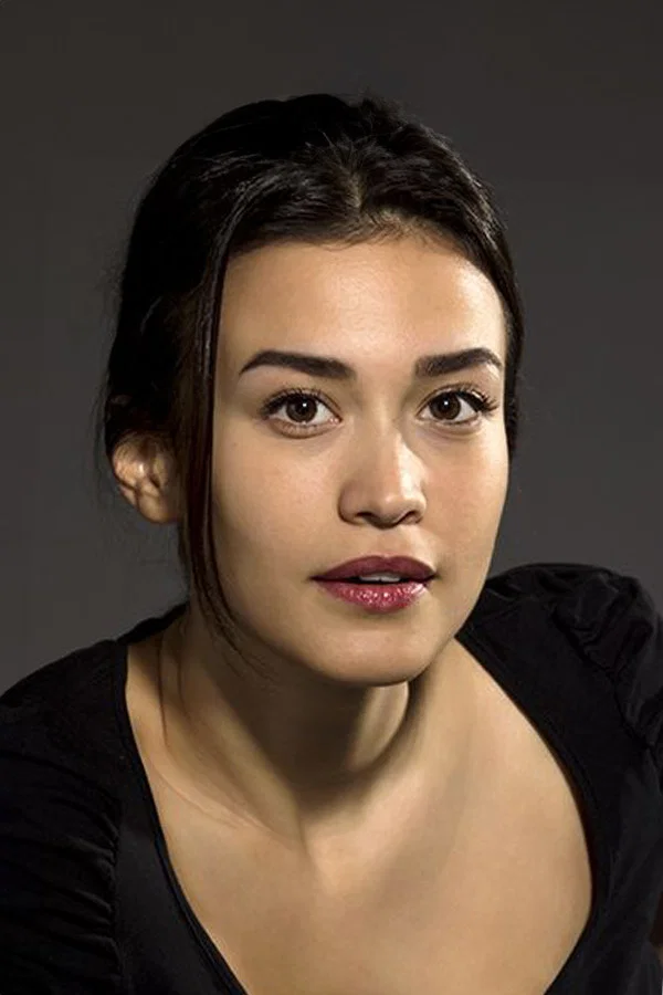 Ecem Özkaya — Ceyda (5 Dakkada Değişir Bütün İşler)