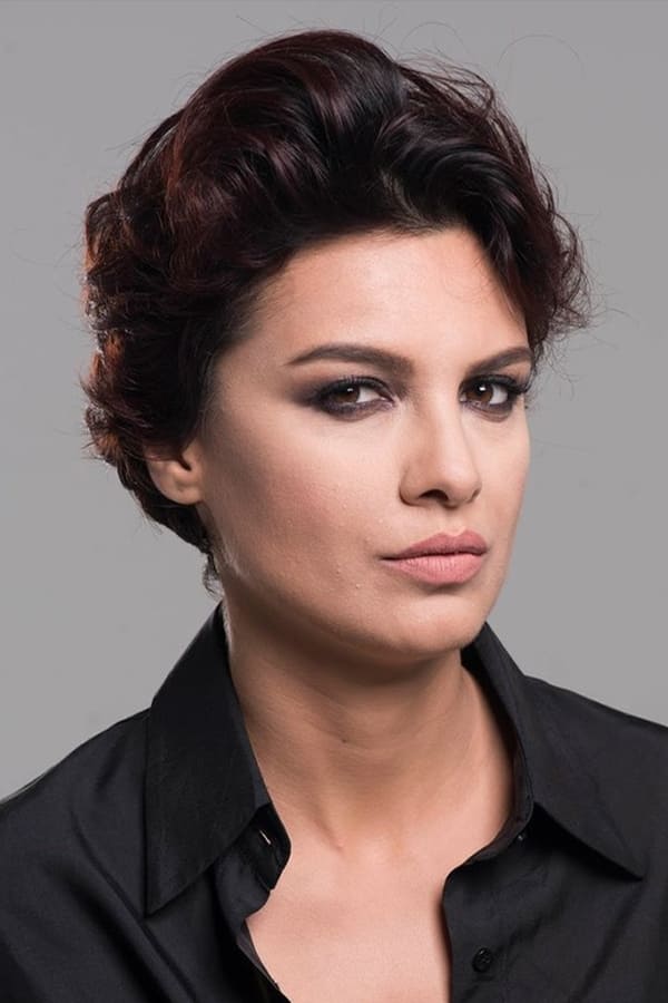 Feride Çetin — Ayşe (Sesinde Aşk Var)